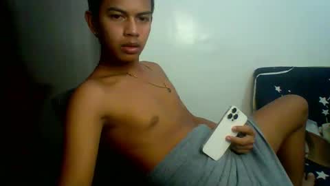 boyax16 online show from 12-11-24, 09:55