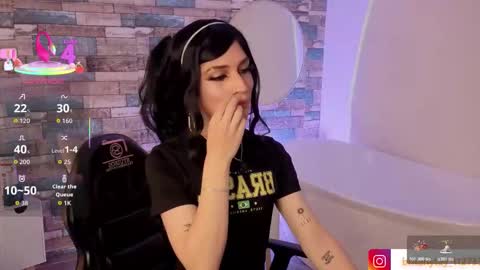 boyfox_tay online show from 12-18-25, 07:53