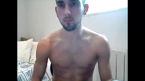 Snapshot of boyfriend04 chatting on 02-16-25, 03:16 BOYFRIEND04 online show from 02-16-25, 03:16