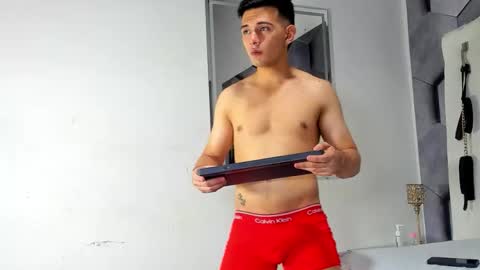 Snapshot of boyhot_mio chatting on 02-20-26, 02:52 boyhot_mio online show from 02-20-26, 02:52