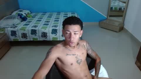 boyhot_sw online show from 02-13-25, 04:22