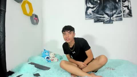 boys4hot_777 online show from 03-05-25, 06:54