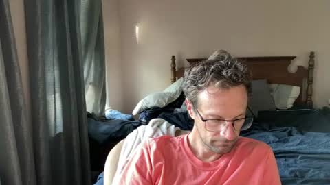 Snapshot of boysetsfire34 chatting on 06-21-26, 12:19 boysetsfire34 online show from 06-21-26, 12:19