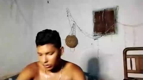 Snapshot of boysex1124 chatting on 12-03-24, 02:25 andrew online show from 12-03-24, 02:25