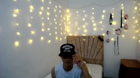 Snapshot of boysins chatting on 07-20-26, 12:36 Boysins online show from 07-20-26, 12:36