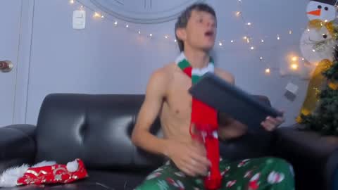 Paul and Max online show from 12-24-24, 02:12