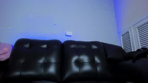 Paul and Max online show from 01-11-25, 01:06