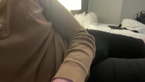 Snapshot of boytoybenny chatting on 03-10-26, 05:12 BoyToyBenny online show from 03-10-26, 05:12