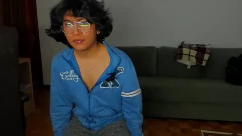 boytwink_20 online show from 11-22-25, 08:57