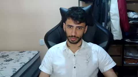 Snapshot of boyzinm2 chatting on 02-23-26, 12:30 boyzinm2 online show from 02-23-26, 12:30