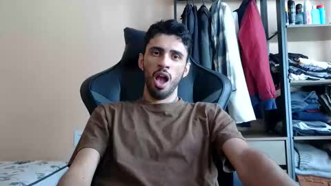 Snapshot of boyzinm2 chatting on 03-12-26, 11:38 boyzinm2 online show from 03-12-26, 11:38