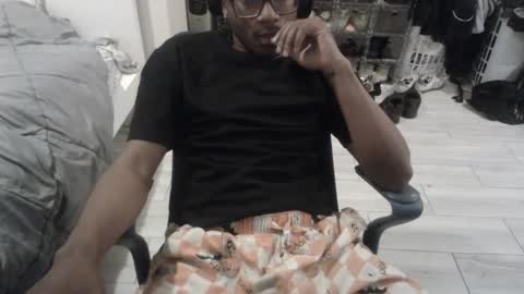 bquen400 online show from 09-13-25, 04:23