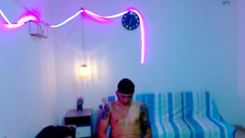 Snapshot of br4ndon_cooper chatting on 05-29-26, 04:27 Brandon online show from 05-29-26, 04:27