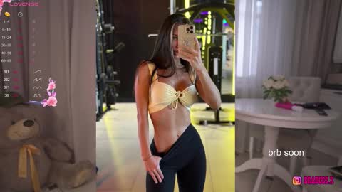 Snapshot of brabuss_ chatting on 03-13-26, 05:36 Lana online show from 03-13-26, 05:36