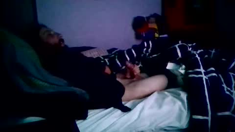 Snapshot of brad1989musiclife chatting on 04-12-26, 11:37 GuitarBrad1989 online show from 04-12-26, 11:37