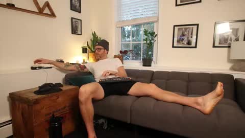 BradBronton online show from 01-18-26, 01:15