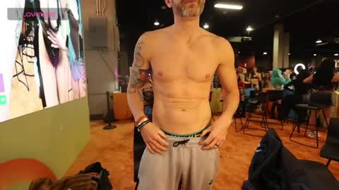 BradBronton online show from 04-12-26, 06:46