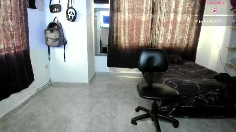 Snapshot of bradley_strong_ chatting on 03-08-26, 04:22 Bradley Strong online show from 03-08-26, 04:22