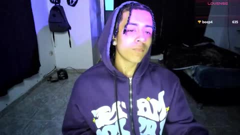 Snapshot of bradley_strong_ chatting on 03-11-26, 06:08 Bradley Strong online show from 03-11-26, 06:08