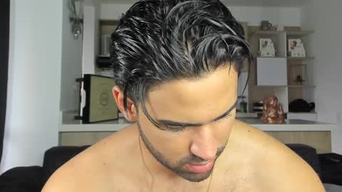 bradleymartin7 online show from 02-02-25, 10:49