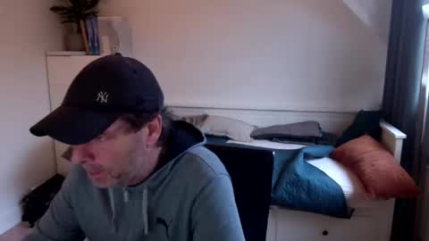 Snapshot of bram1944972145 chatting on 12-09-24, 10:43 Bram online show from 12-09-24, 10:43