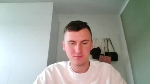 Snapshot of brandinator__cb chatting on 10-15-25, 10:04 brandinator__cb online show from 10-15-25, 10:04