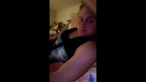 Snapshot of brandon281997 chatting on 02-11-26, 11:15 brandon281997 online show from 02-11-26, 11:15