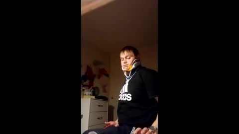 Snapshot of brandon281997 chatting on 02-20-26, 02:30 brandon281997 online show from 02-20-26, 02:30