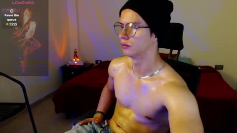 Snapshot of brandon_starkk chatting on 04-22-26, 11:06 brandon_starkk online show from 04-22-26, 11:06