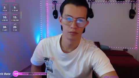 Snapshot of brandon_starkk chatting on 06-11-26, 08:51 brandon_starkk online show from 06-11-26, 08:51