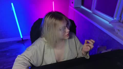 Belle  online show from 03-03-25, 01:53