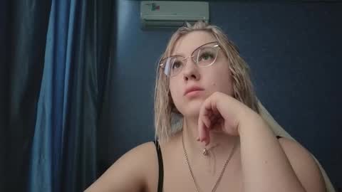 Belle  online show from 03-19-26, 10:19