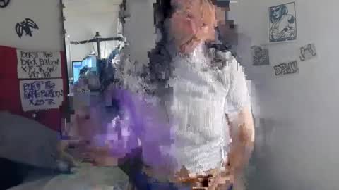 Snapshot of brandy_angell chatting on 12-04-24, 06:50 brandy_angell online show from 12-04-24, 06:50