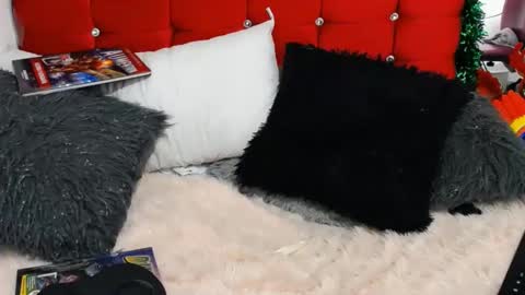 Snapshot of brandy_angell chatting on 12-29-24, 05:33 brandy_angell online show from 12-29-24, 05:33