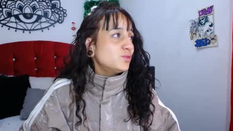 Snapshot of brandy_angell chatting on 01-04-25, 03:28 brandy_angell online show from 01-04-25, 03:28