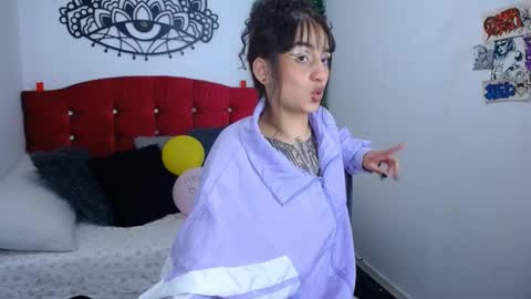 Snapshot of brandy_angell chatting on 01-12-25, 03:28 brandy_angell online show from 01-12-25, 03:28