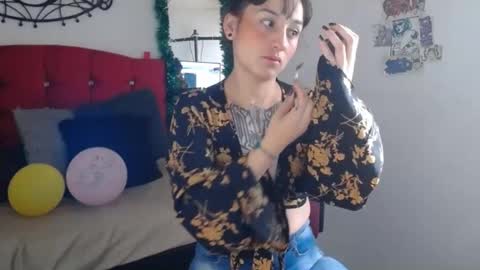 Snapshot of brandy_angell chatting on 01-15-25, 11:53 brandy_angell online show from 01-15-25, 11:53