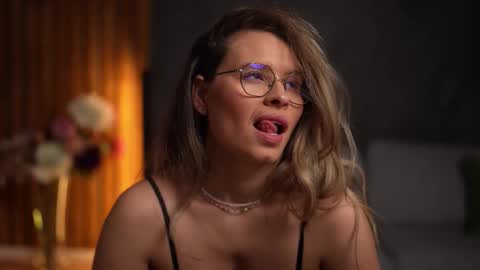 Alex online show from 11-30-25, 05:55