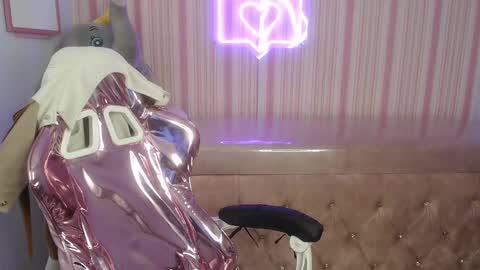 Brandy Gomez online show from 10-01-25, 04:13