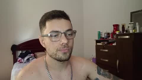 Snapshot of branquinhohot19 chatting on 05-25-26, 02:45 branquinhohot19 online show from 05-25-26, 02:45