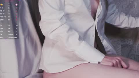 Snapshot of brattymuse chatting on 11-02-25, 06:05 Evelyn .  online show from 11-02-25, 06:05