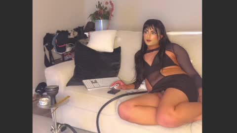 Snapshot of brattytransfemme chatting on 05-14-26, 01:45 sasha ali online show from 05-14-26, 01:45