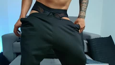 Snapshot of brayaanfit chatting on 06-07-26, 12:26 50 OFF TODAY online show from 06-07-26, 12:26