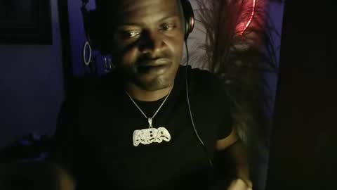 Snapshot of brayan1111x chatting on 04-25-26, 08:39 brayan1111x online show from 04-25-26, 08:39