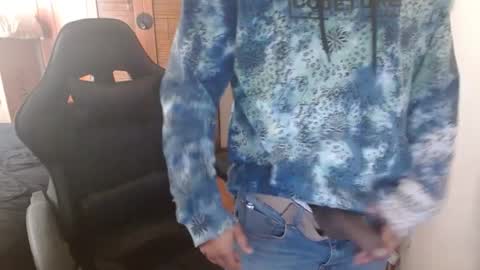 Snapshot of breadw1nnah chatting on 12-31-24, 09:17 Breadw1nnah online show from 12-31-24, 09:17