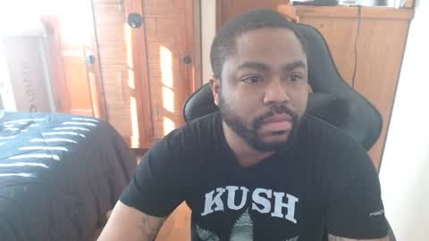 Snapshot of breadw1nnah chatting on 01-01-25, 06:49 Breadw1nnah online show from 01-01-25, 06:49