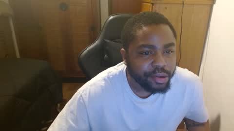 Snapshot of breadw1nnah chatting on 01-09-25, 03:15 Breadw1nnah online show from 01-09-25, 03:15