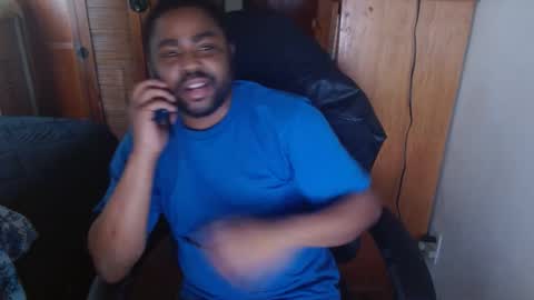 Snapshot of breadw1nnah chatting on 01-28-25, 12:47 Breadw1nnah online show from 01-28-25, 12:47