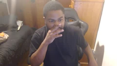 Snapshot of breadw1nnah chatting on 09-11-25, 04:45 Breadw1nnah online show from 09-11-25, 04:45