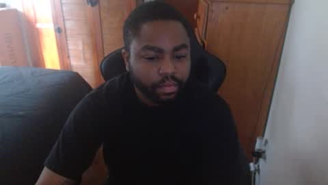 Snapshot of breadw1nnah chatting on 09-15-25, 04:18 Breadw1nnah online show from 09-15-25, 04:18